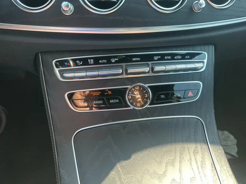 Mercedes-Benz E 450, снимка 8 - Автомобили и джипове - 52831416