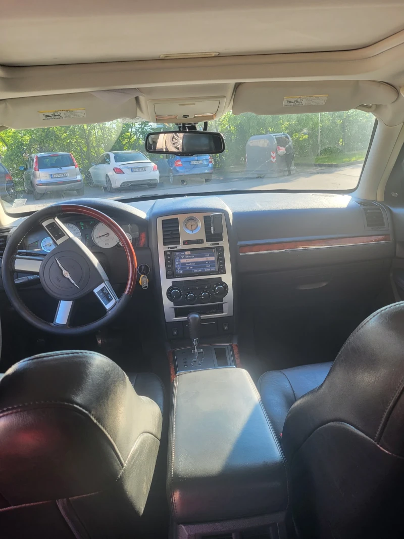 Chrysler 300c, снимка 9 - Автомобили и джипове - 52551767