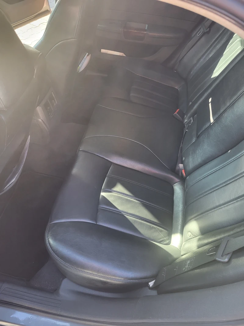 Chrysler 300c, снимка 10 - Автомобили и джипове - 52551767