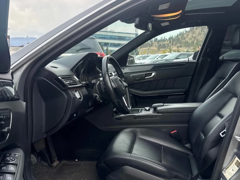 Mercedes-Benz E 300 * CARFAX * БЕЗ ПЪРВОНАЧАЛНА ВНОСКА, снимка 5 - Автомобили и джипове - 52940523