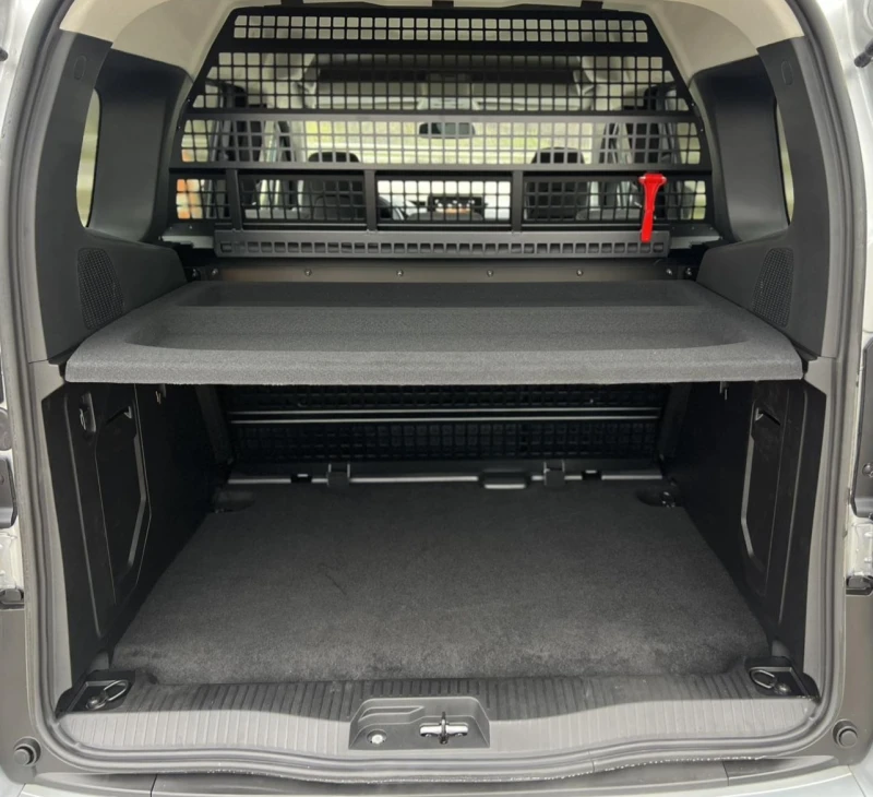 Renault Kangoo 1.3 TCe / 130 к.с. / EDC / N1 ( 4+ 1 места ), снимка 13 - Автомобили и джипове - 53201708