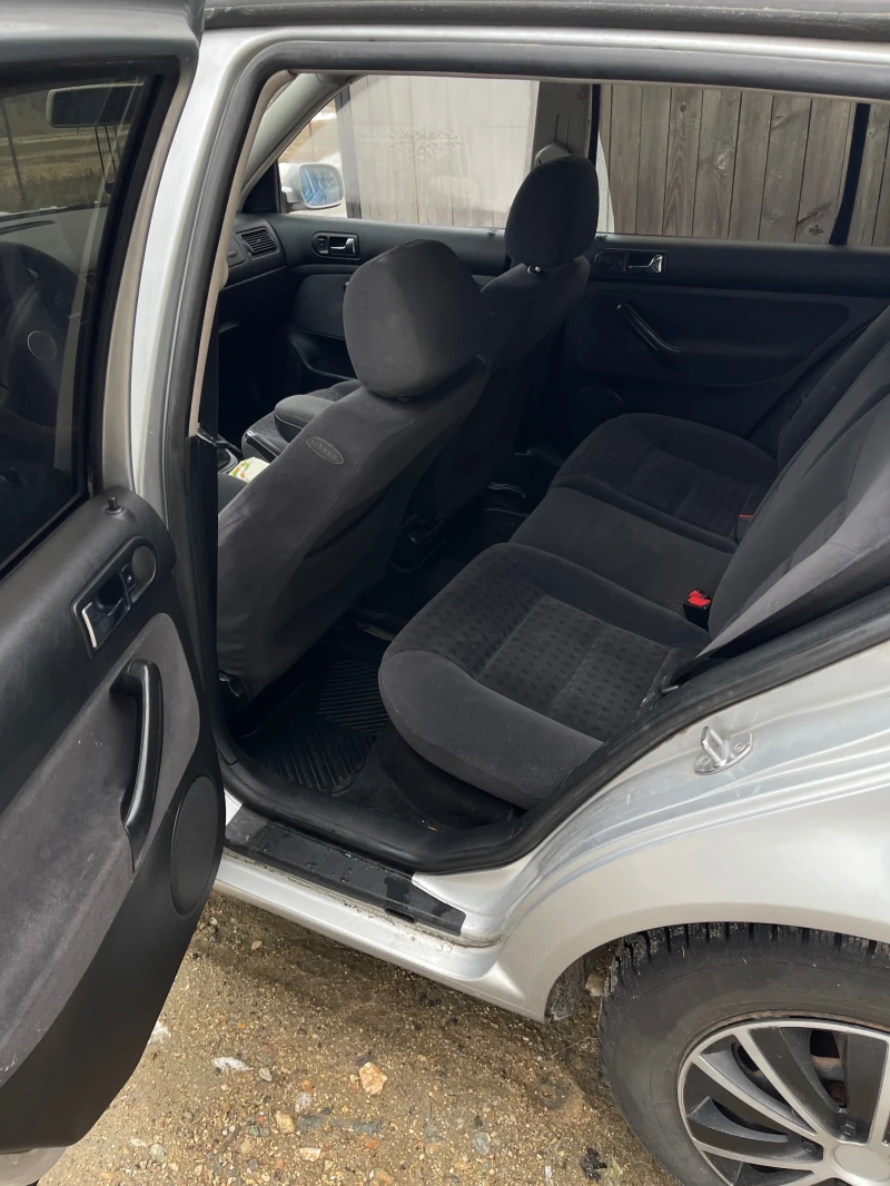 VW Golf, снимка 9 - Автомобили и джипове - 53431173