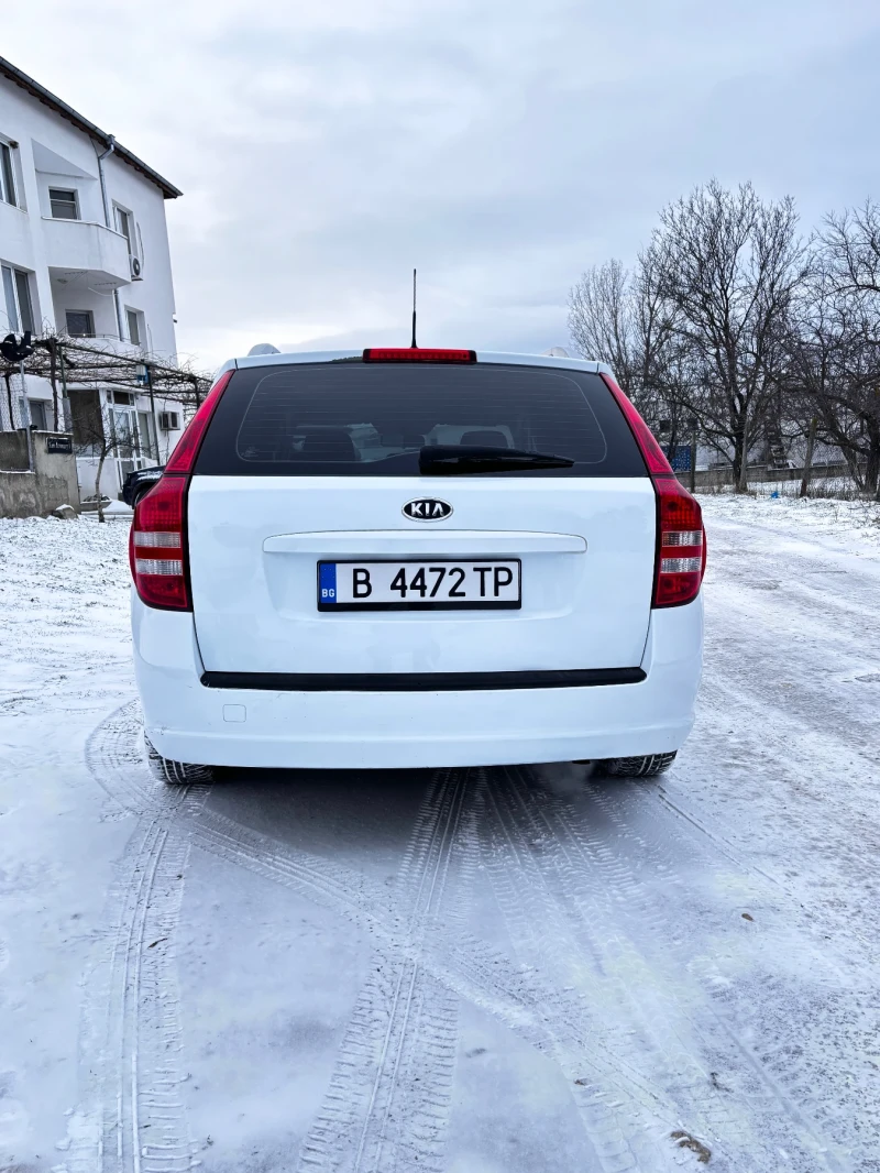 Kia Ceed SW 1.4 LPG, снимка 5 - Автомобили и джипове - 53539063