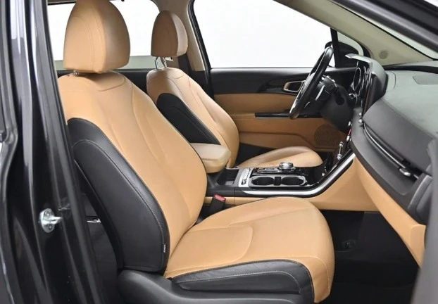 Kia Carnival 7-seater diesel Noblesse  - изображение 8