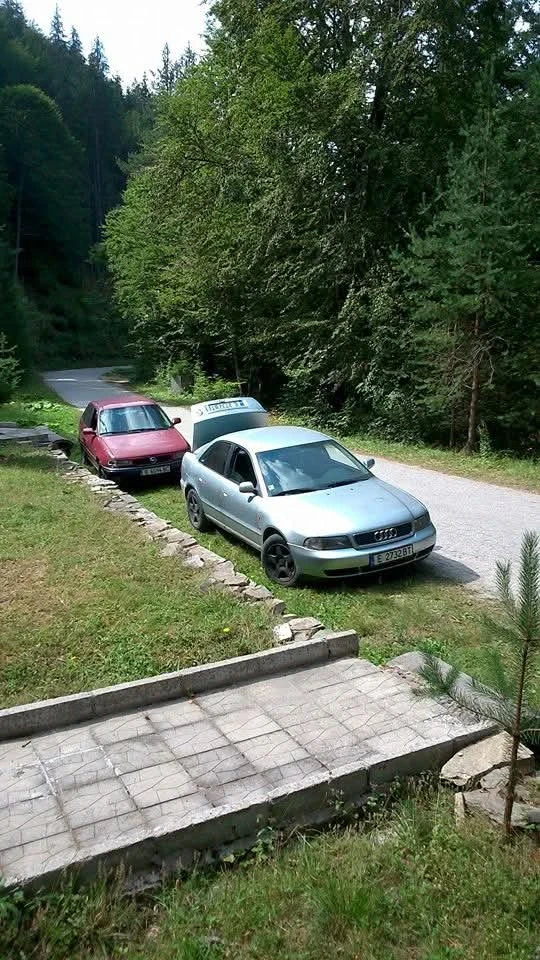 Audi A4 Gas benzin , снимка 3 - Автомобили и джипове - 55878348