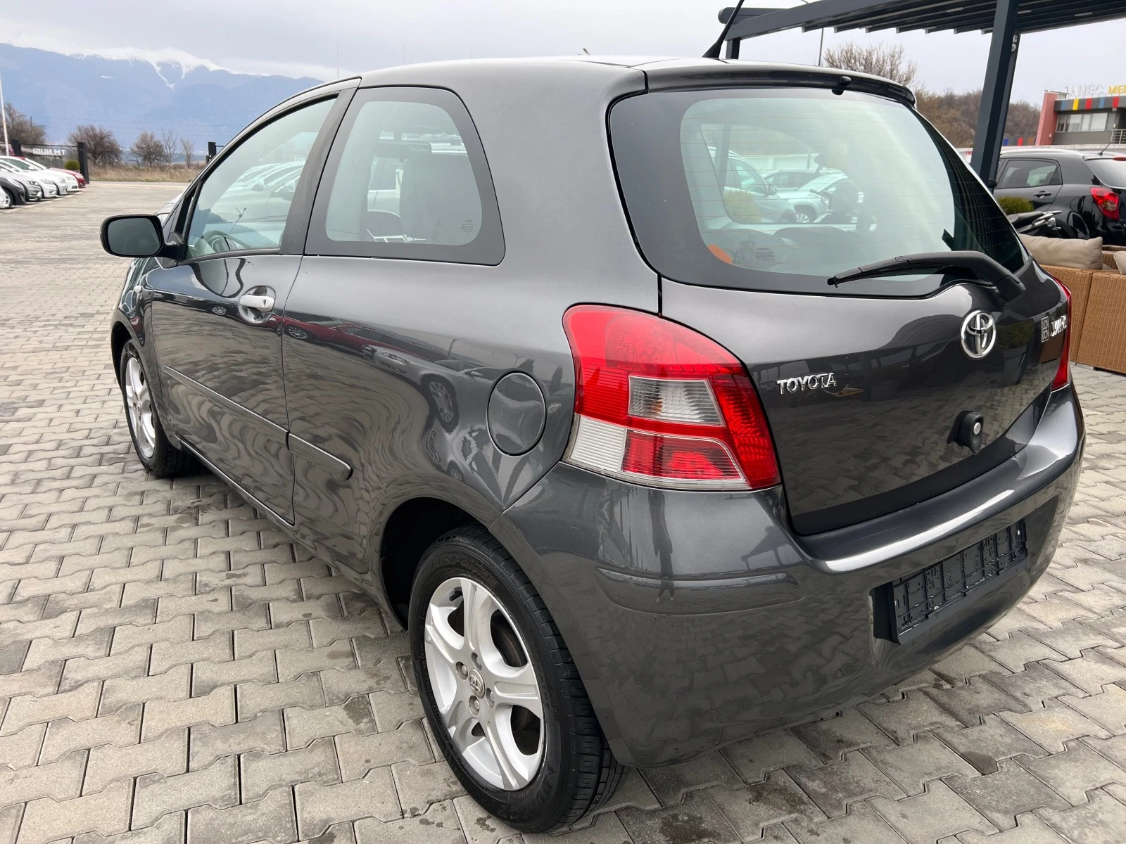 Toyota Yaris 1.4D4D*FACELIFT*TOP* - изображение 4