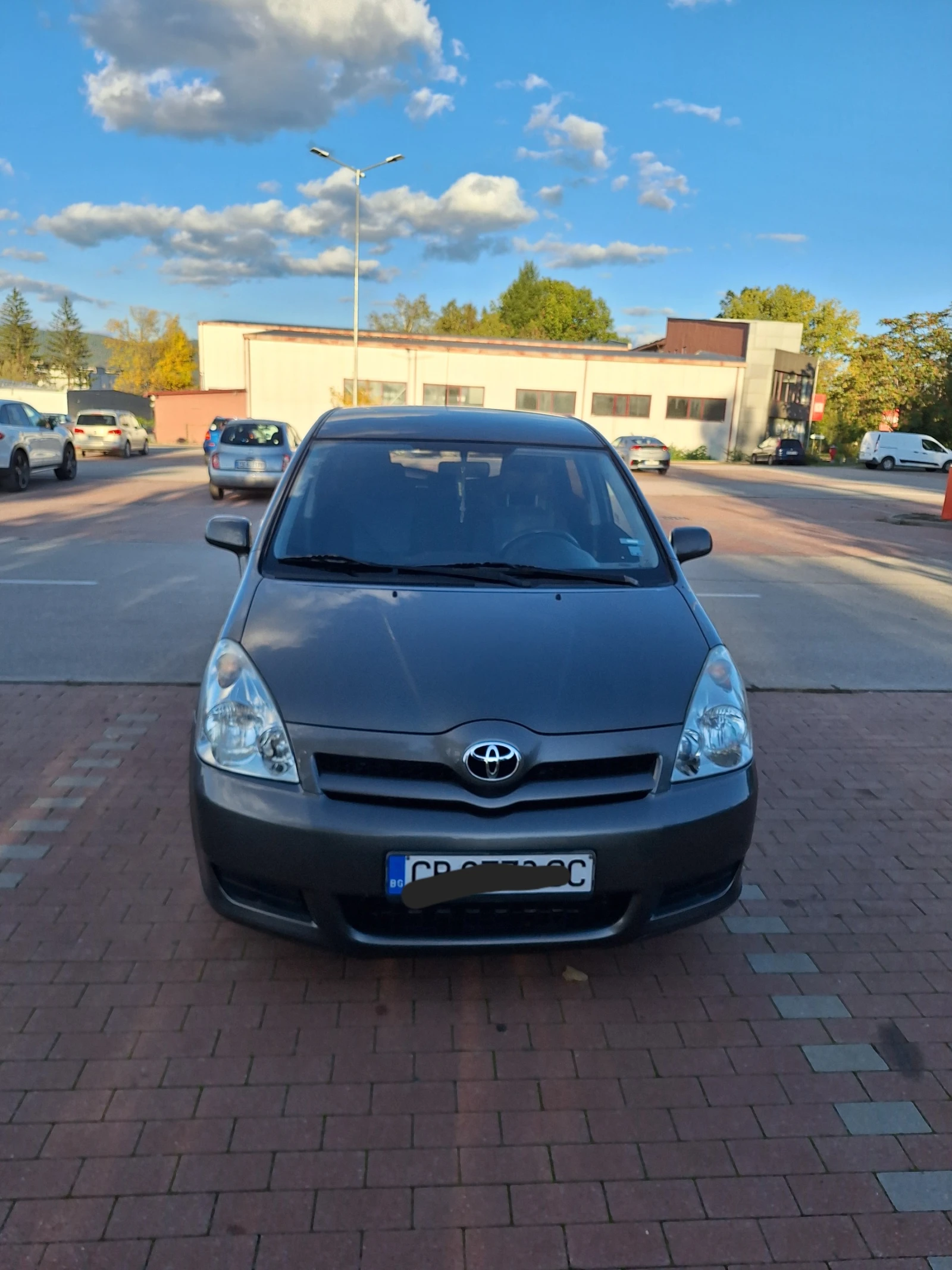 Toyota Corolla verso  - изображение 4