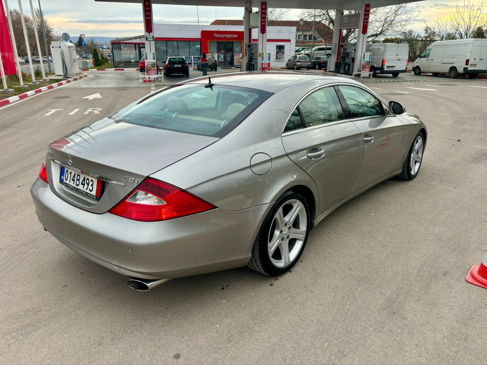 Mercedes-Benz CLS 320 3.2CDI TOP - изображение 4