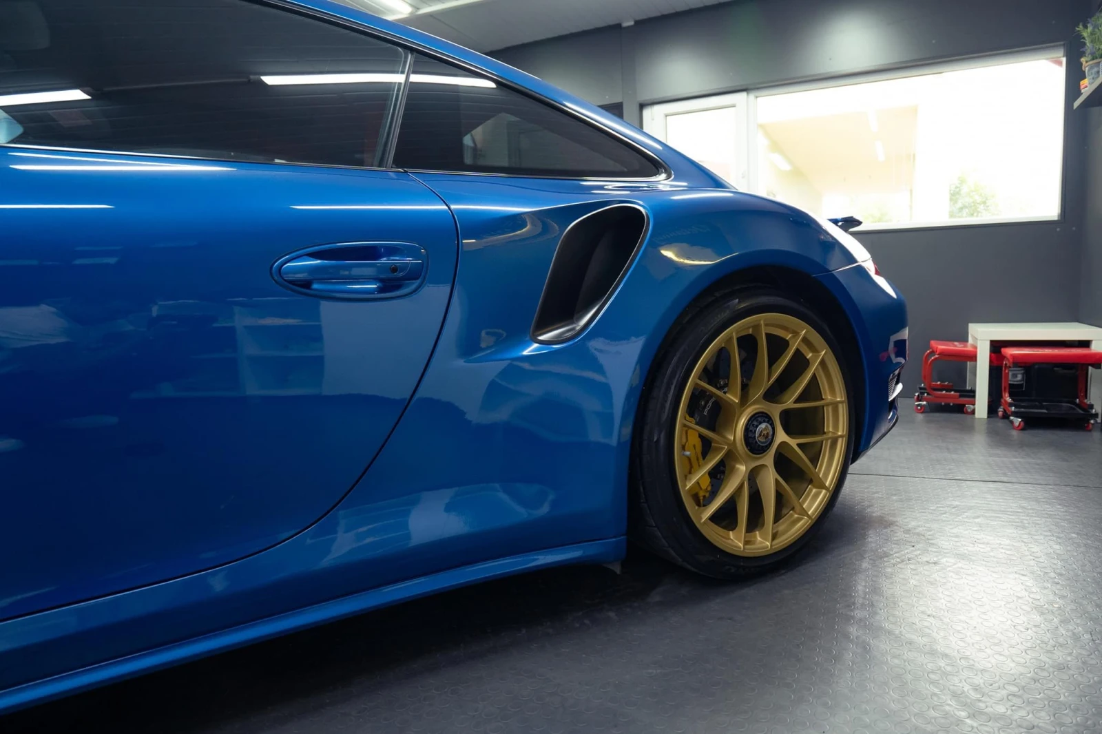 Porsche 911 turbo s - изображение 5