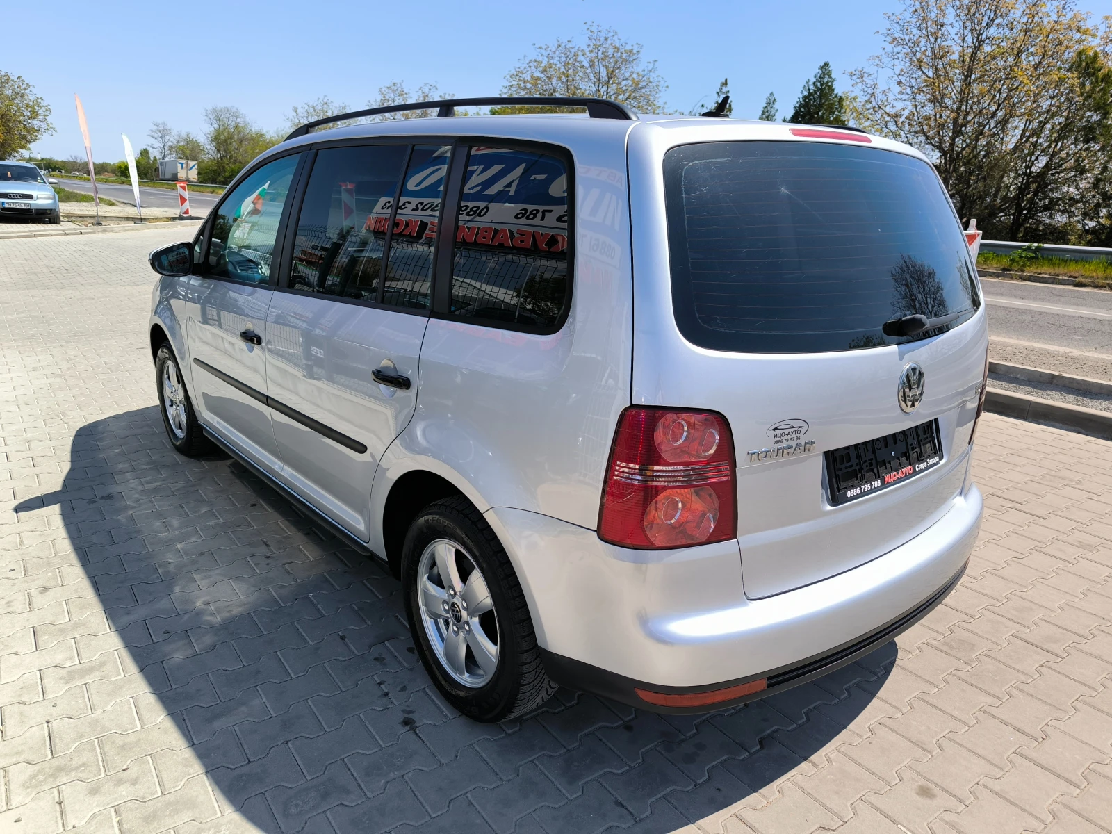 VW Touran 1, 9 TDI-105k.c.6 ckop.НАВИГАЦИЯ, KAMEPA, EBPO 5B - изображение 4