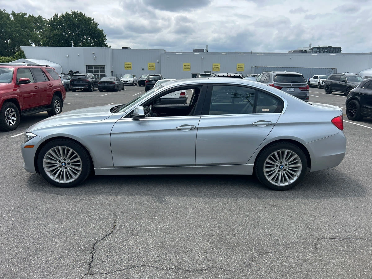 BMW 320 2015 XDRIVE * 38, 873 KM!* * АВТО КРЕДИТ* * КЛИП*  - изображение 3