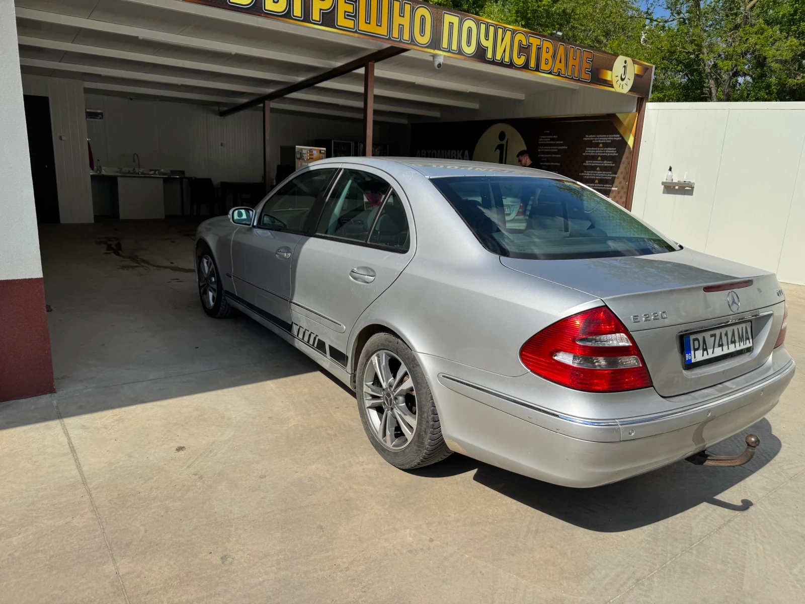 Mercedes-Benz E 220 2.2 avtomat - изображение 3
