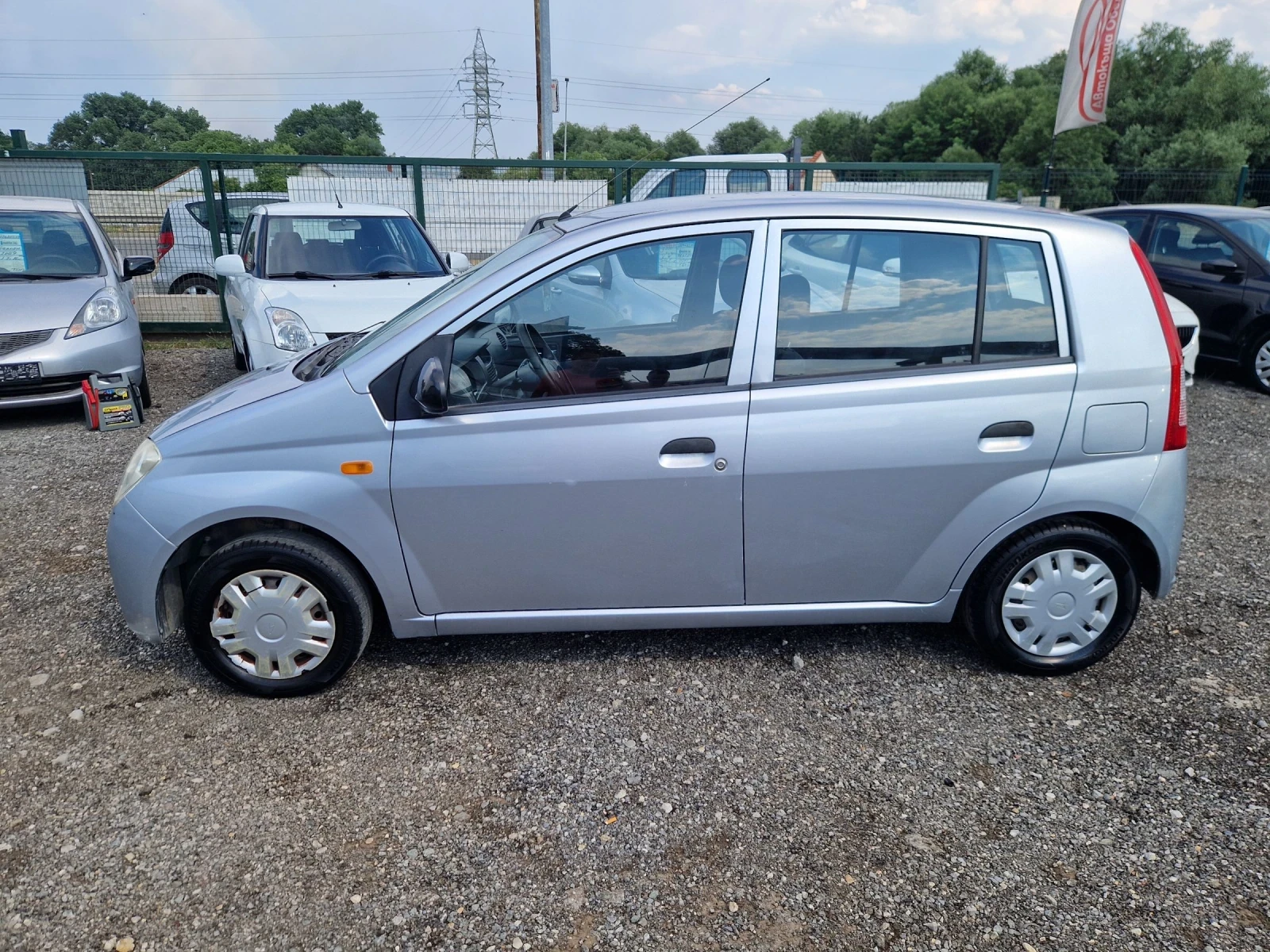 Daihatsu Cuore 1.0 i 12v 65ps.ITALIA - изображение 3