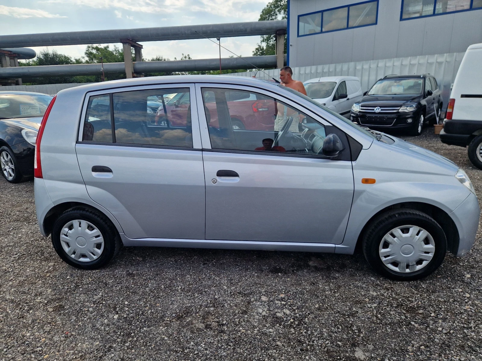 Daihatsu Cuore 1.0 i 12v 65ps.ITALIA - изображение 9
