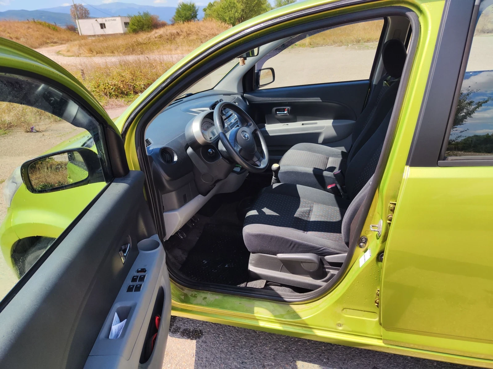 Daihatsu Sirion 1.3 4x4 - изображение 6