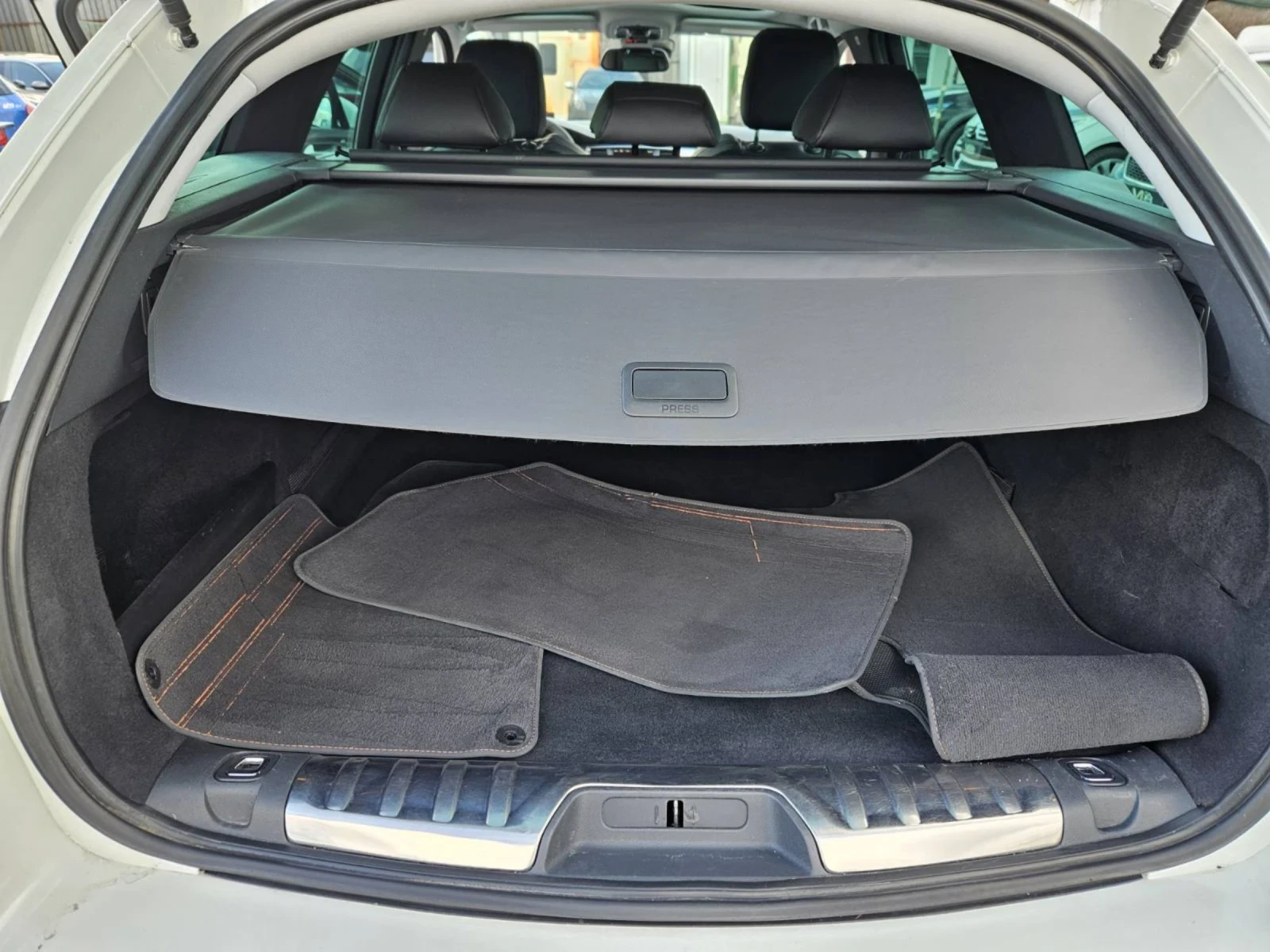 Peugeot 508 RXH 2.0 blueHDI 181k.c., снимка 13 - Автомобили и джипове - 54004208