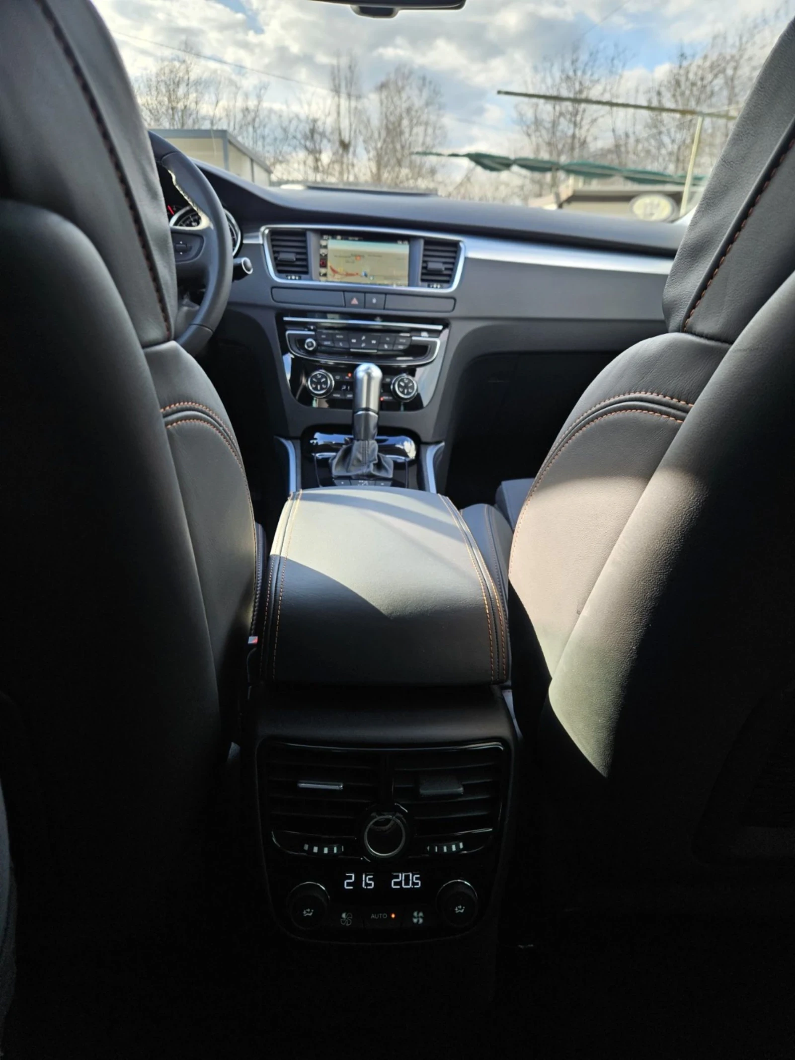 Peugeot 508 RXH 2.0 blueHDI 181k.c., снимка 12 - Автомобили и джипове - 54004208