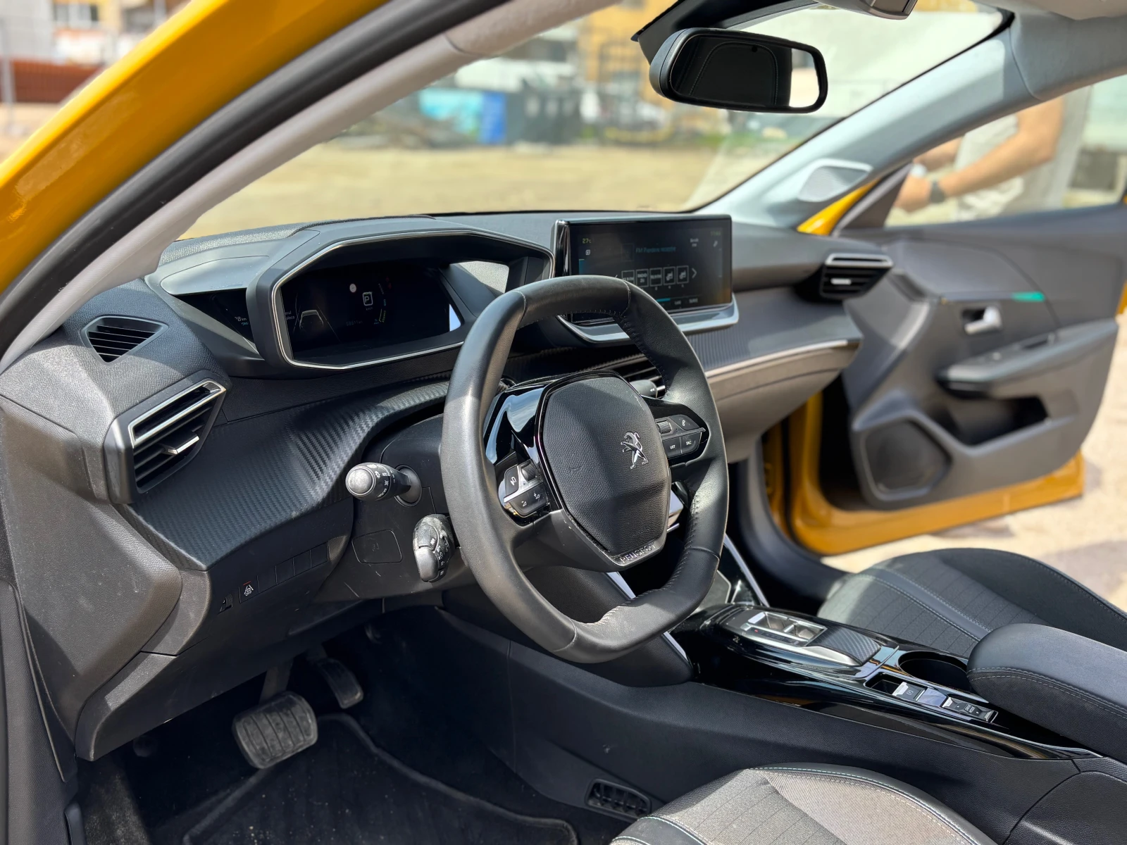 Peugeot 208 e-208 Face модел, снимка 11 - Автомобили и джипове - 54256992