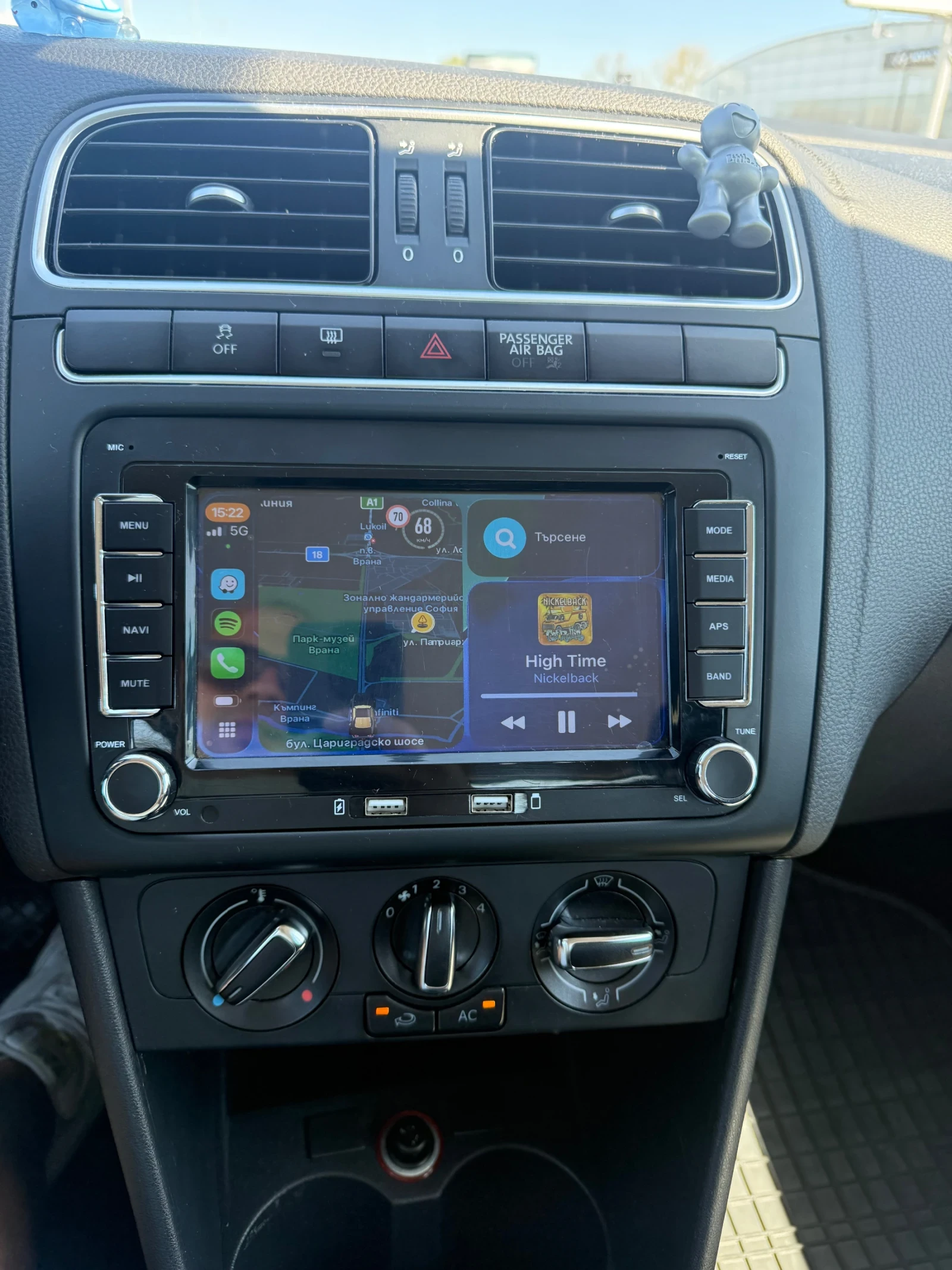 VW Polo 1.6 TDI, снимка 7 - Автомобили и джипове - 54327723