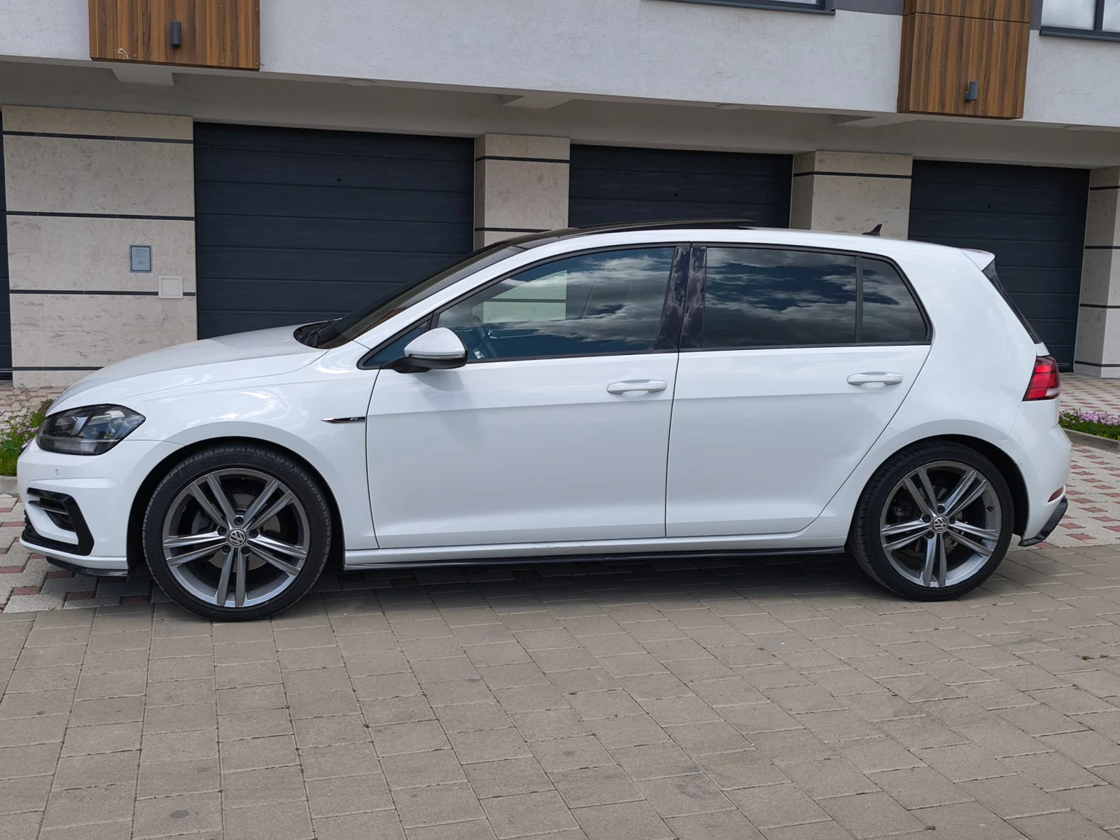VW Golf 2.0 TDI R-LINE EURO 6B | Mobile.bg � ����������� 3