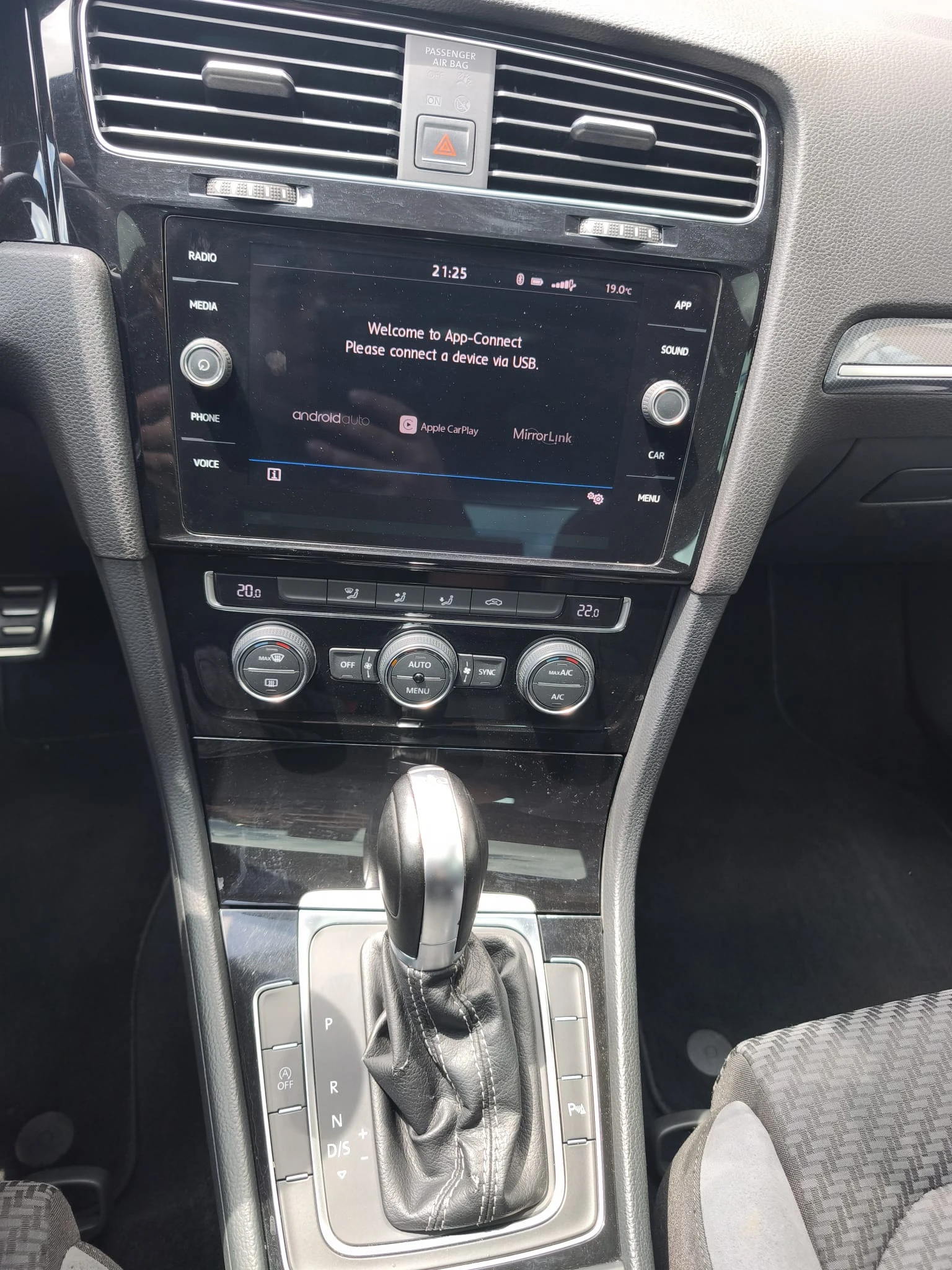 VW Golf 2.0 TDI R-LINE EURO 6B | Mobile.bg � ����������� 8