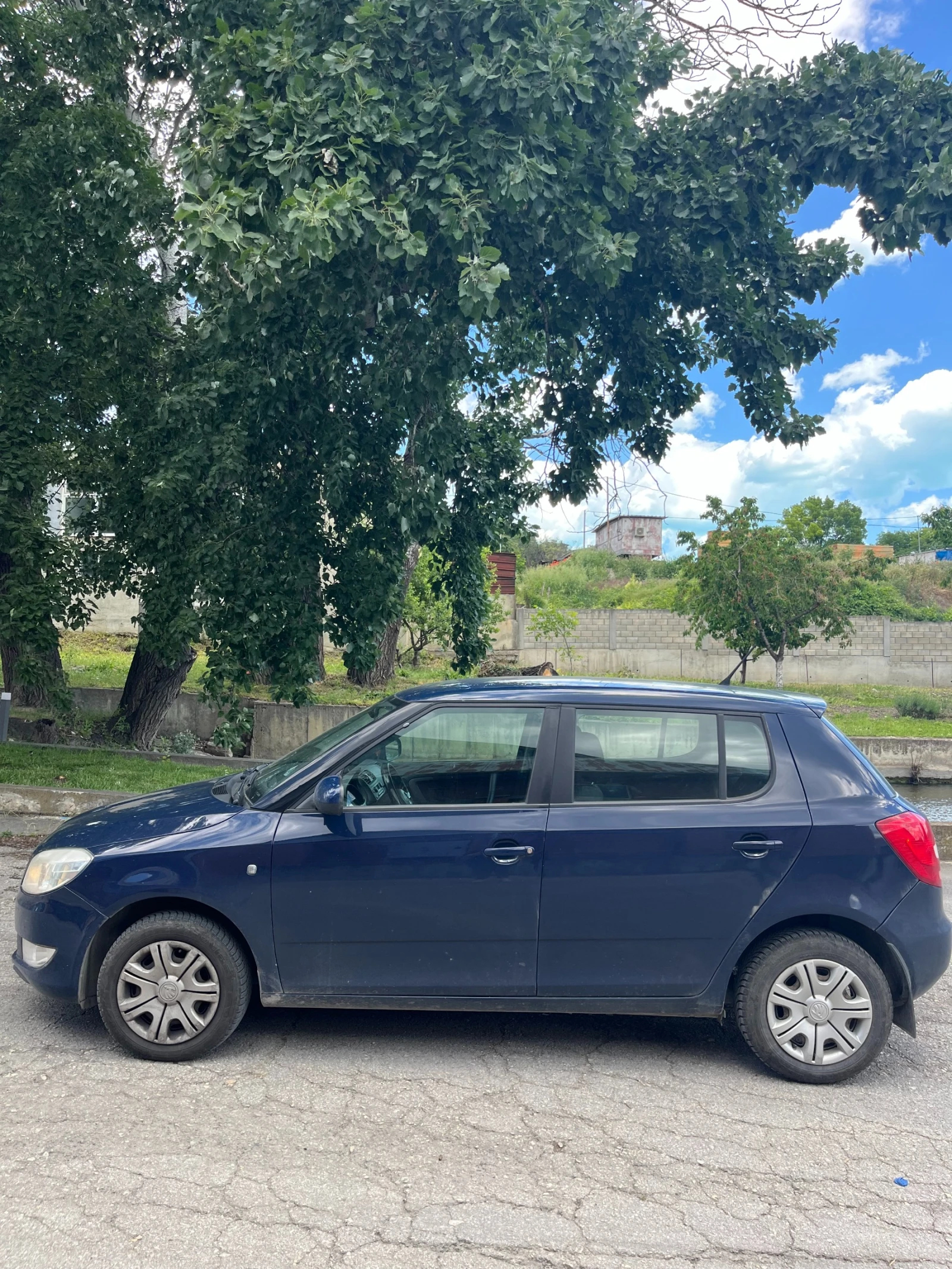 Skoda Fabia, снимка 2 - Автомобили и джипове - 54713432