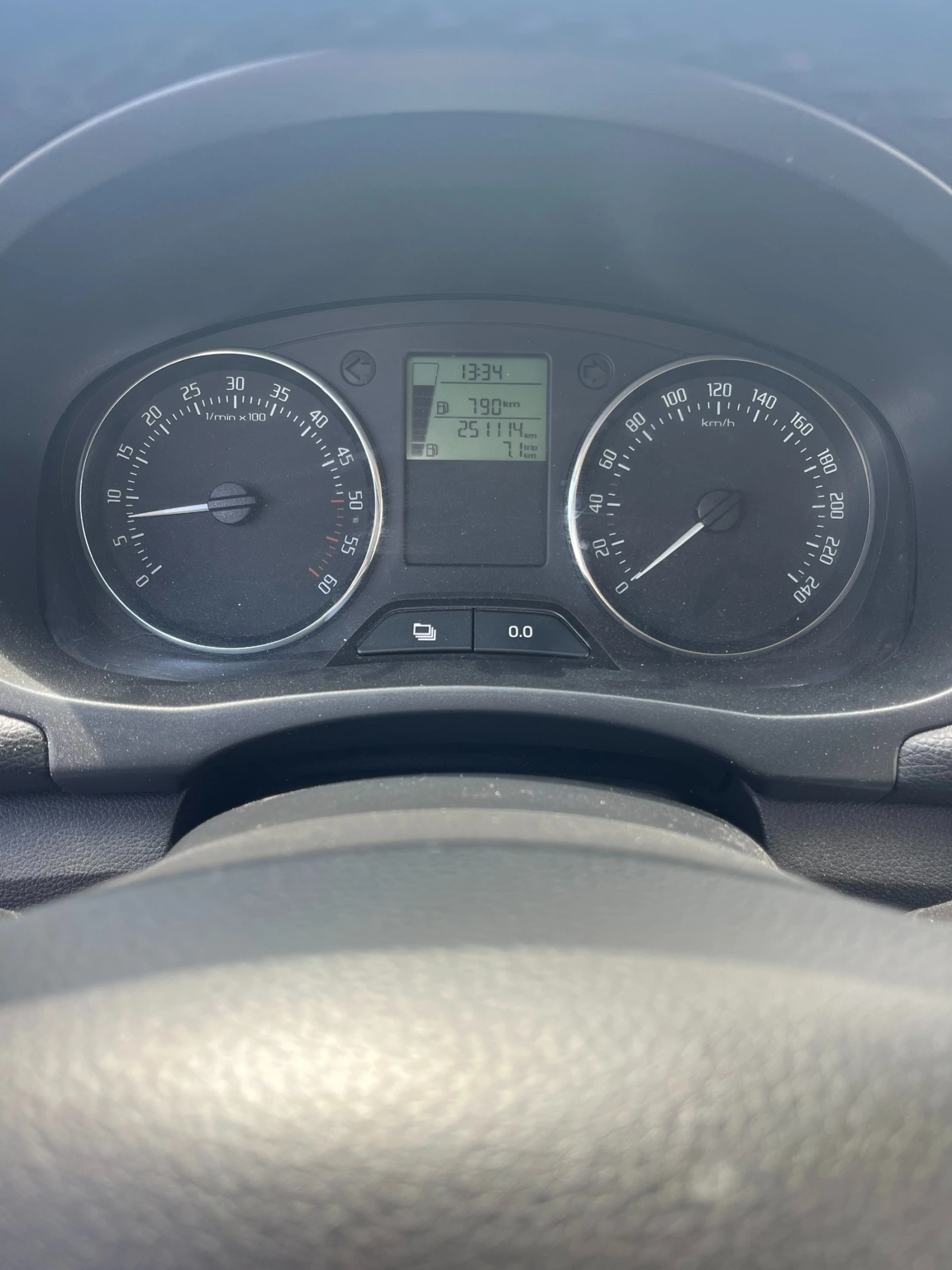 Skoda Fabia, снимка 4 - Автомобили и джипове - 54713432