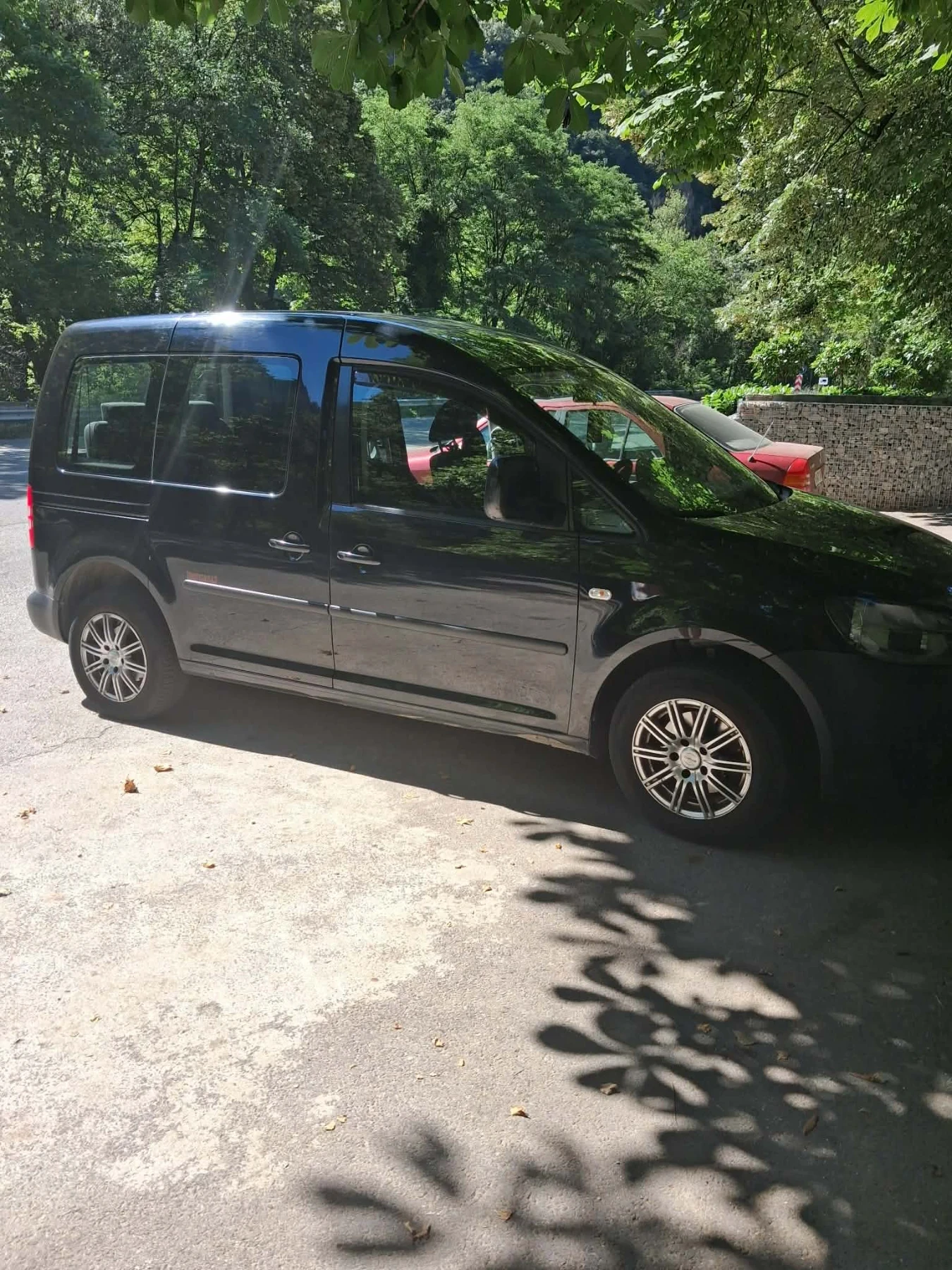 VW Caddy, снимка 8 - Автомобили и джипове - 54818775
