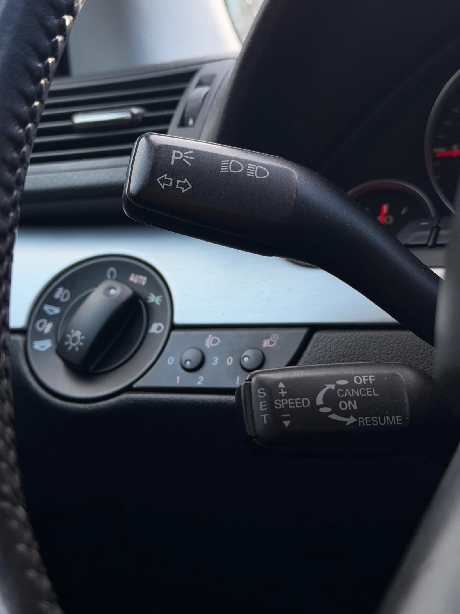 Audi A4 2.0 TDI Quattro, снимка 15 - Автомобили и джипове - 54822834