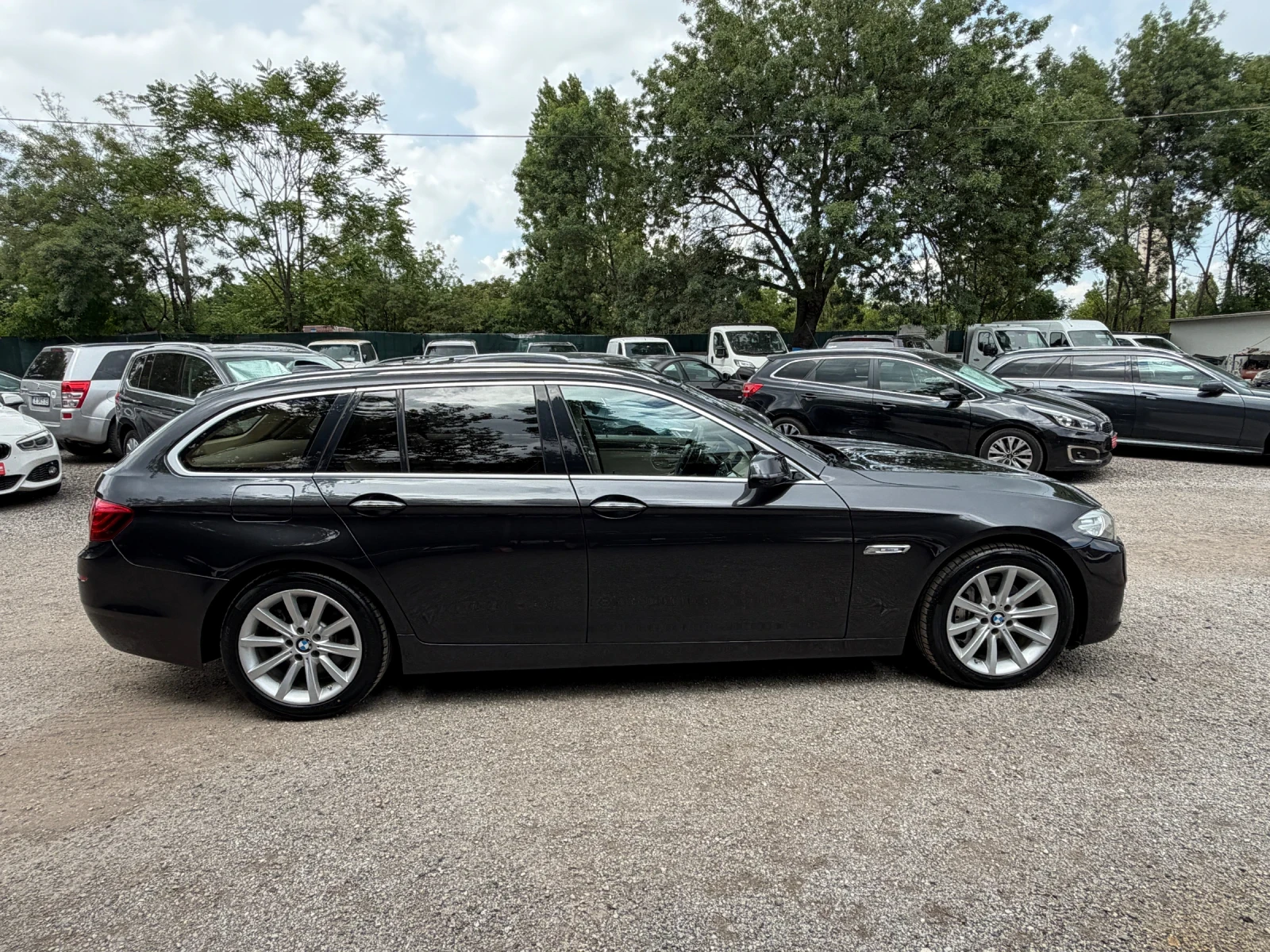 BMW 525 d Xdrive FACELIFT SWISS 8HP, снимка 3 - Автомобили и джипове - 55044491
