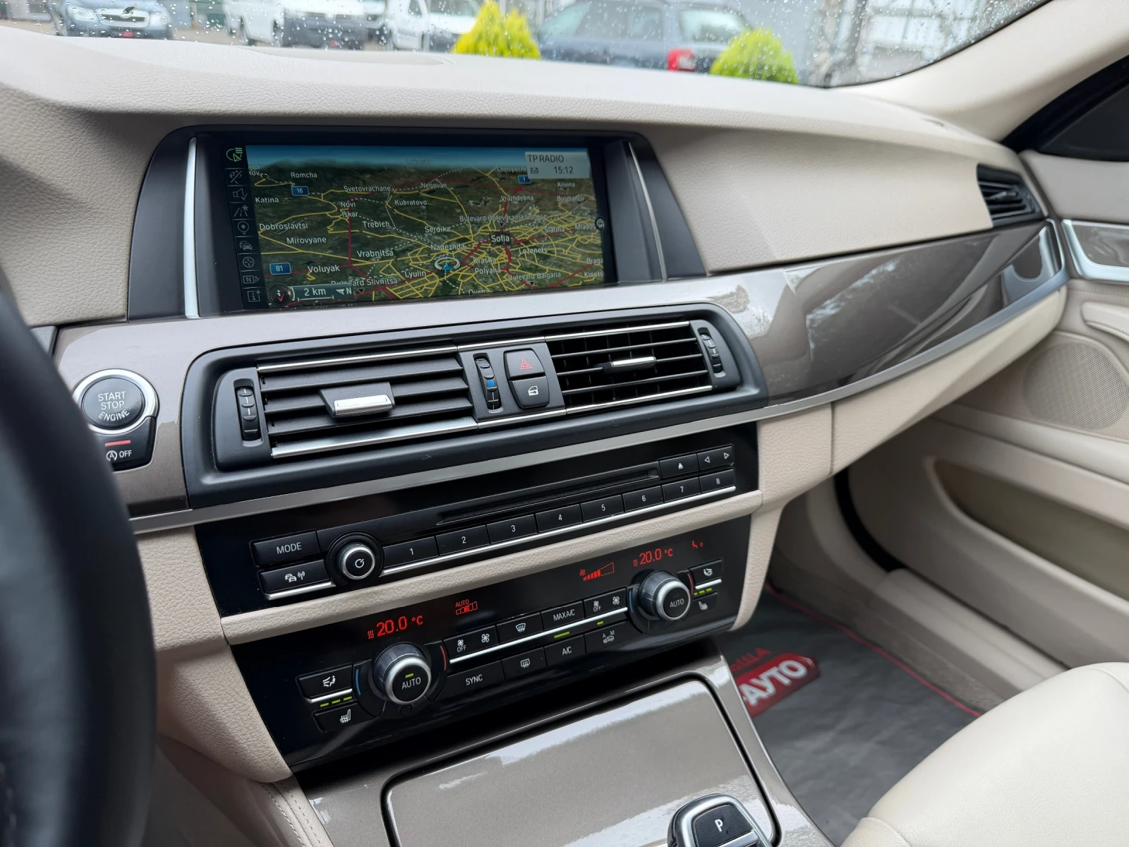 BMW 525 d Xdrive FACELIFT SWISS 8HP, снимка 16 - Автомобили и джипове - 55044491