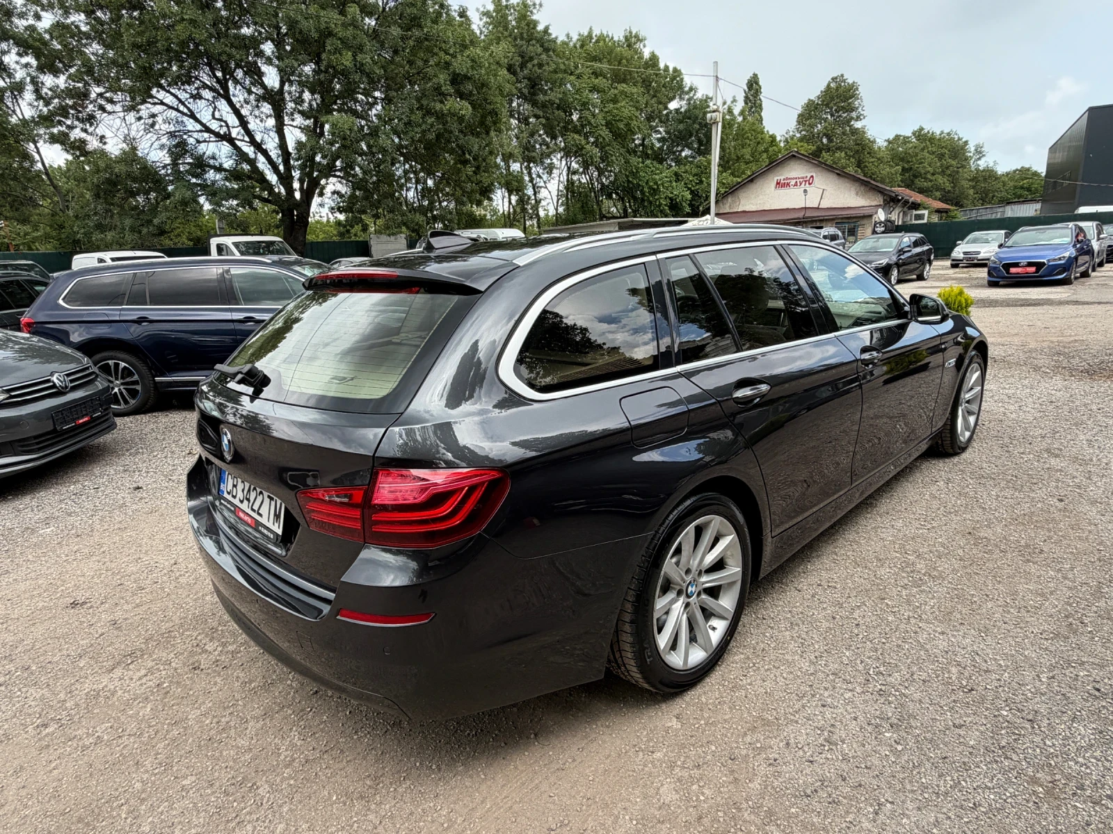 BMW 525 d Xdrive FACELIFT SWISS 8HP, снимка 4 - Автомобили и джипове - 55044491