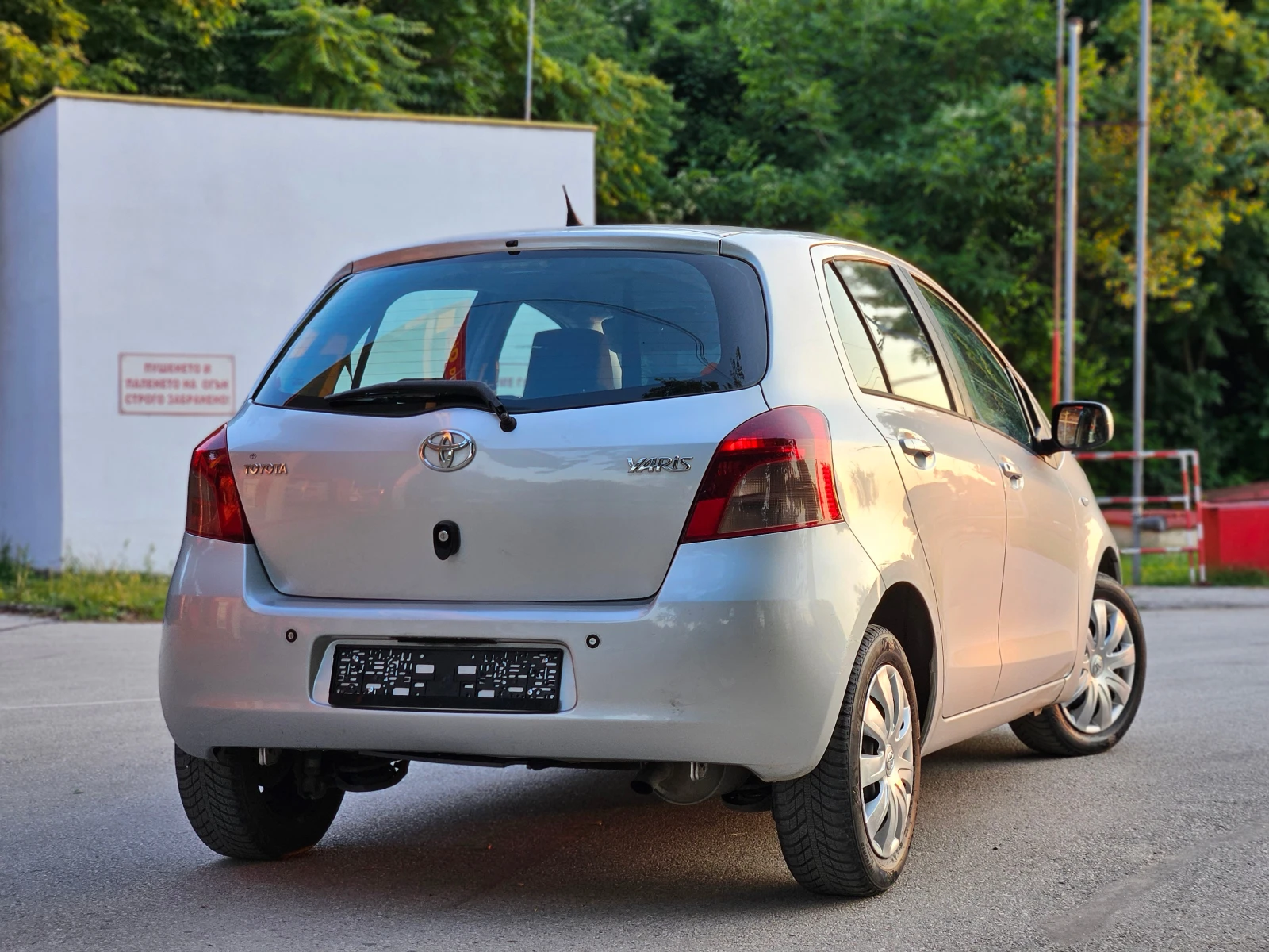 Toyota Yaris 1.3, 87к.с., Италия!, снимка 5 - Автомобили и джипове - 55065386