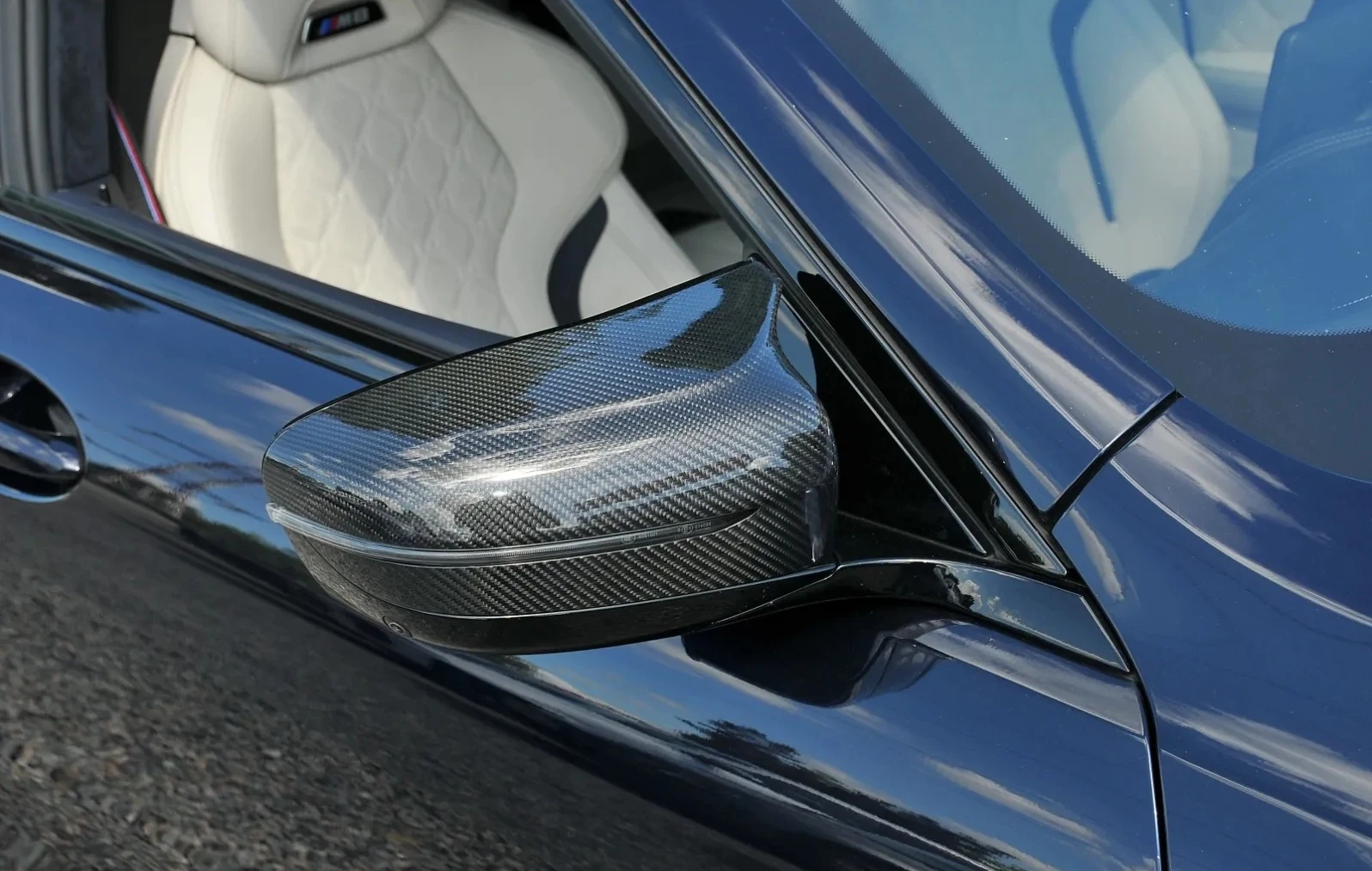 BMW M8 Competition xDrive Carbon, снимка 9 - Автомобили и джипове - 55140807