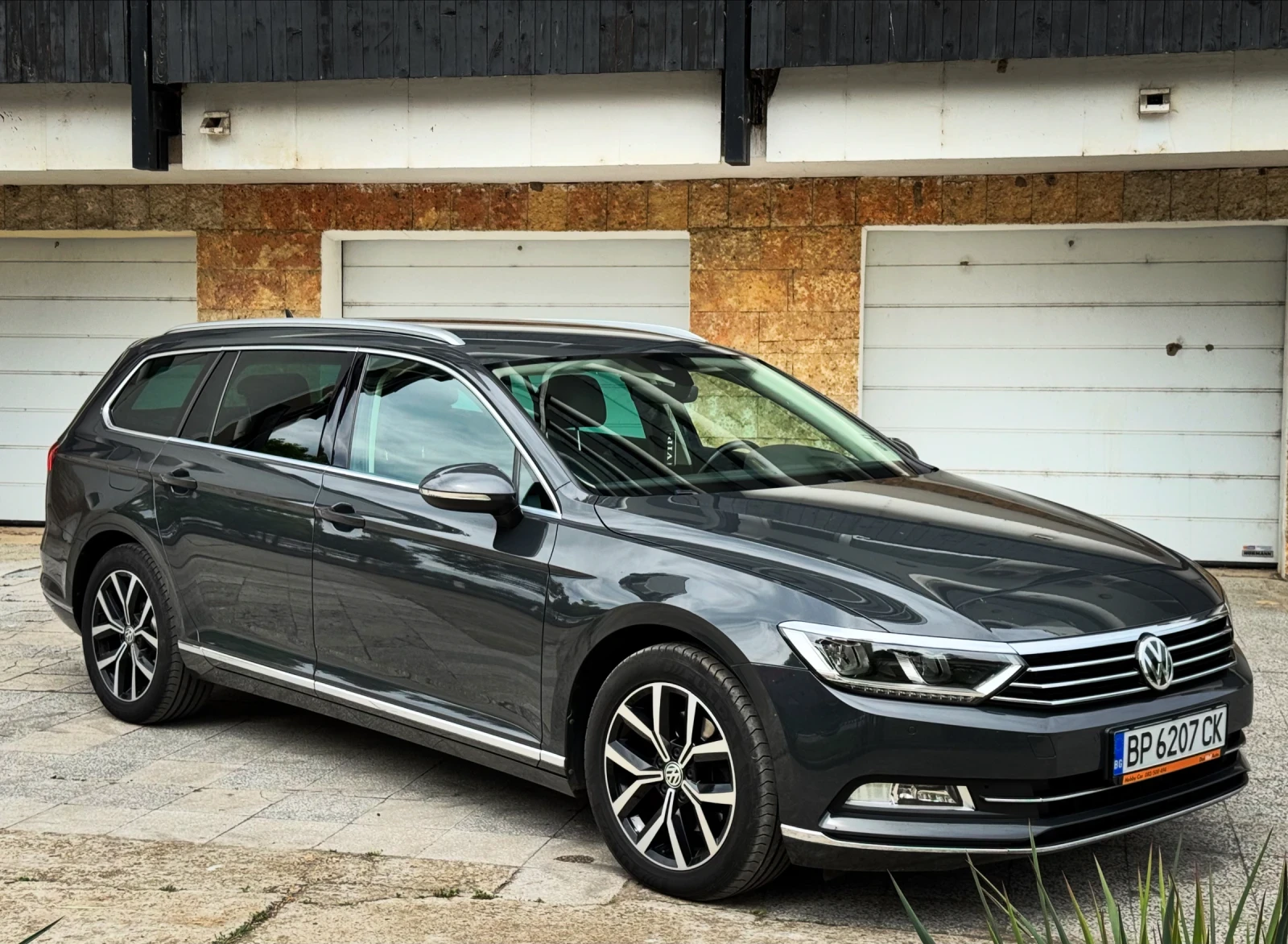 VW Passat, снимка 3 - Автомобили и джипове - 55355285