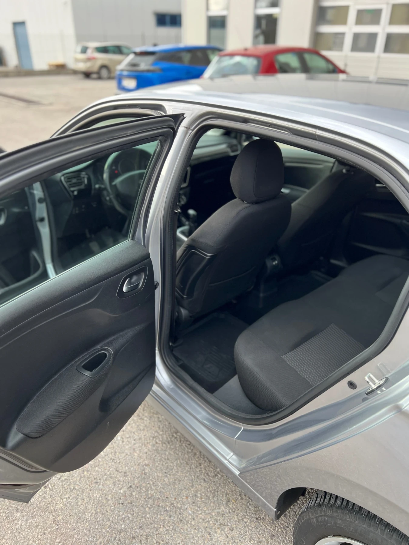 Peugeot 301 1.6 Carplay Facelift E6, снимка 6 - Автомобили и джипове - 55532080
