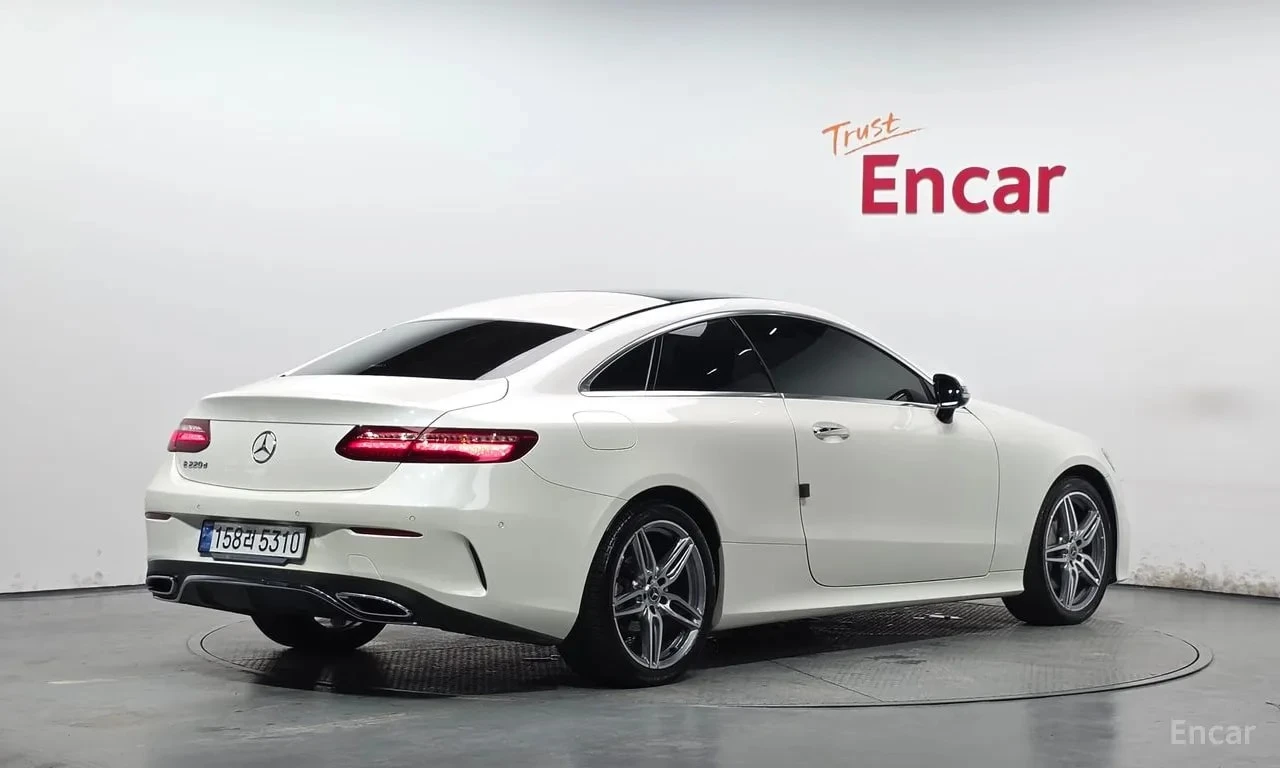 Mercedes-Benz E 220 * Coupe * ���������� ��� ������������ ������ | Mobile.bg � ����������� 2