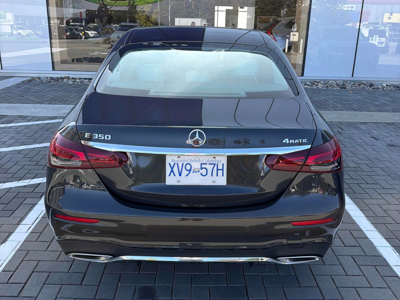Mercedes-Benz E 350 * АВТОКРЕДИТ * ГЛАВНО ПРЕДСТАВИТЕЛСТВО, снимка 5 - Автомобили и джипове - 56026061