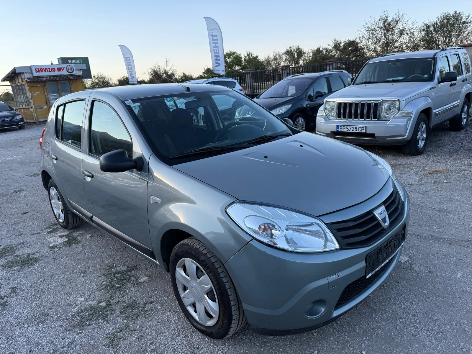 Dacia Sandero 1.2 I 75 �.�. | Mobile.bg � ����������� 4