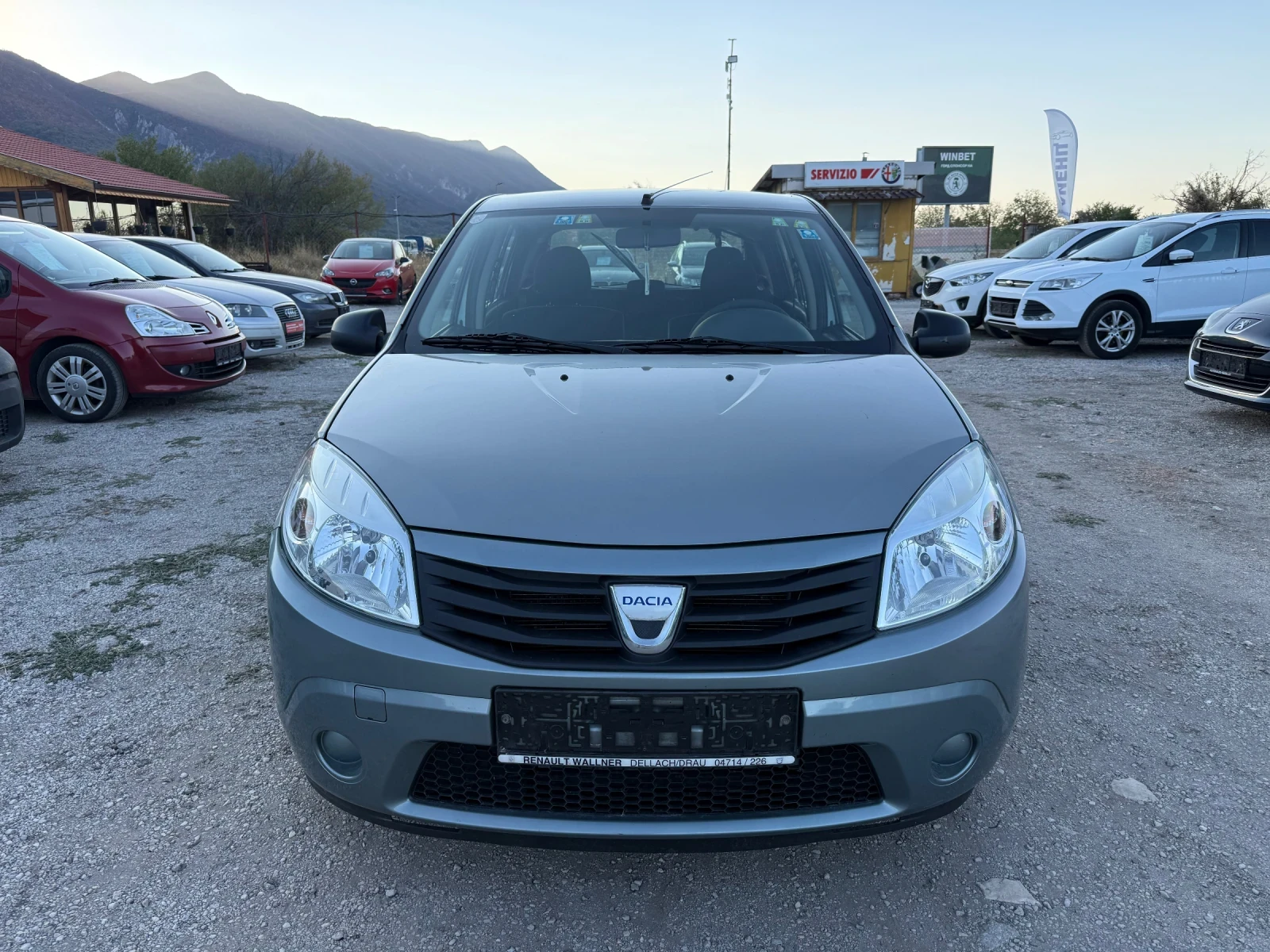 Dacia Sandero 1.2 I 75 �.�. | Mobile.bg � ����������� 3