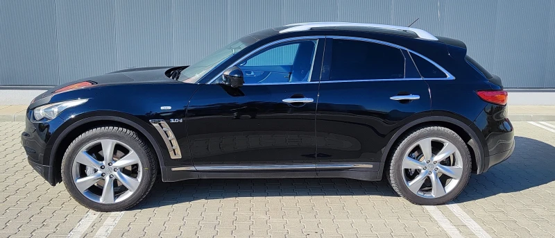 Infiniti QX70 S, снимка 2 - Автомобили и джипове - 47869902