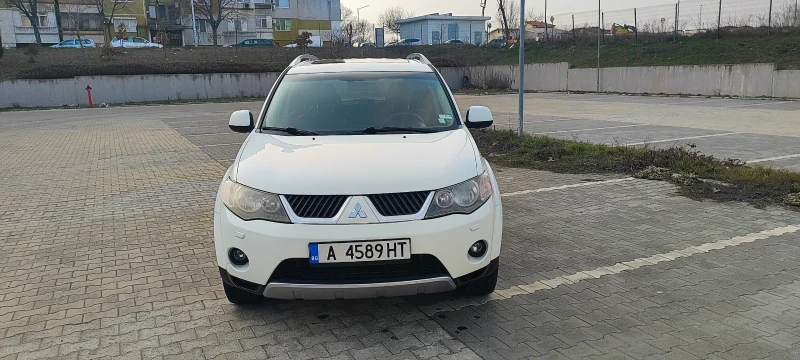 Mitsubishi Outlander, снимка 5 - Автомобили и джипове - 49148434