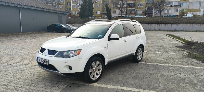 Mitsubishi Outlander, снимка 6 - Автомобили и джипове - 49148434