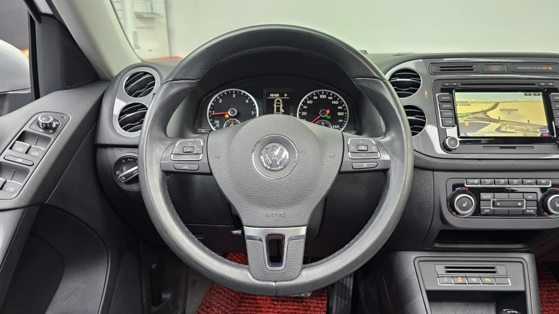 VW Tiguan 2.0TDI PREMIUM autogeorge.com, снимка 13 - Автомобили и джипове - 51937307