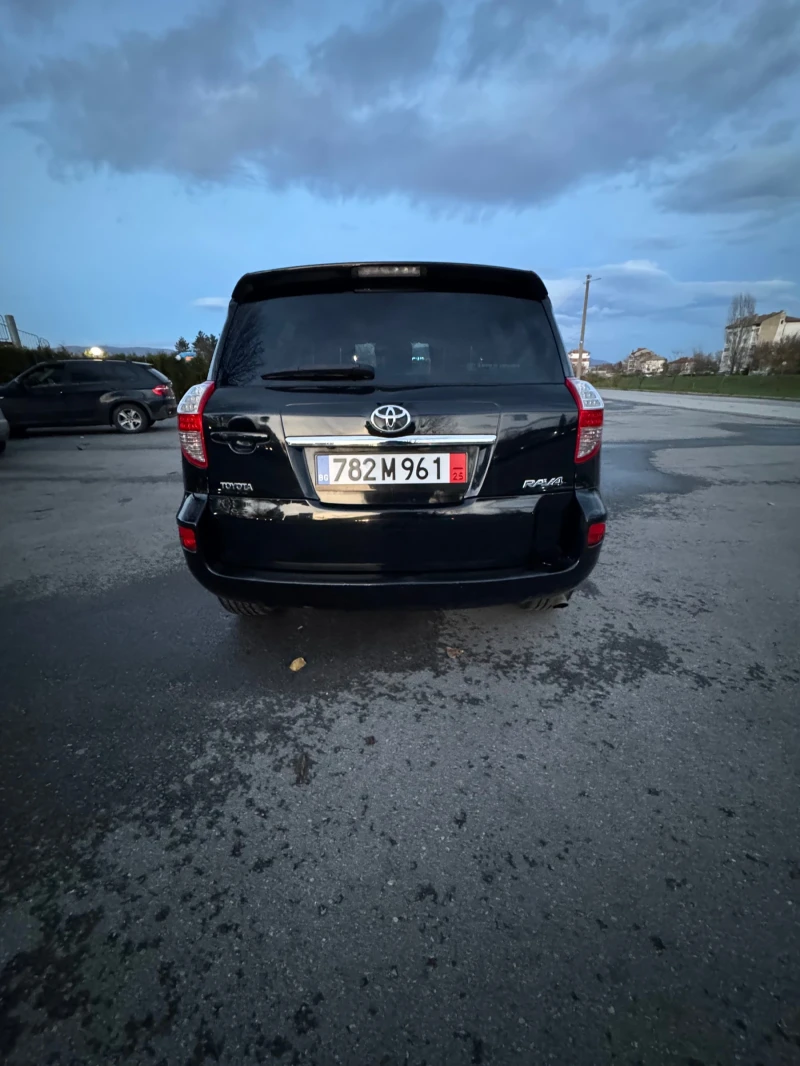 Toyota Rav4 2.2d D4D, снимка 2 - Автомобили и джипове - 52596468