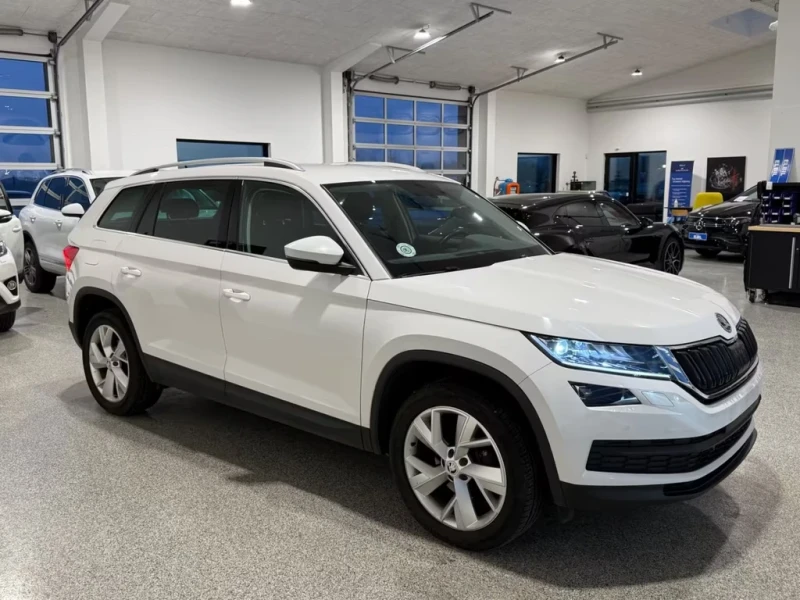 Skoda Kodiaq 1, 5 TSI DSG7 150ps Style LED  Facelift DK, снимка 2 - Автомобили и джипове - 53171066