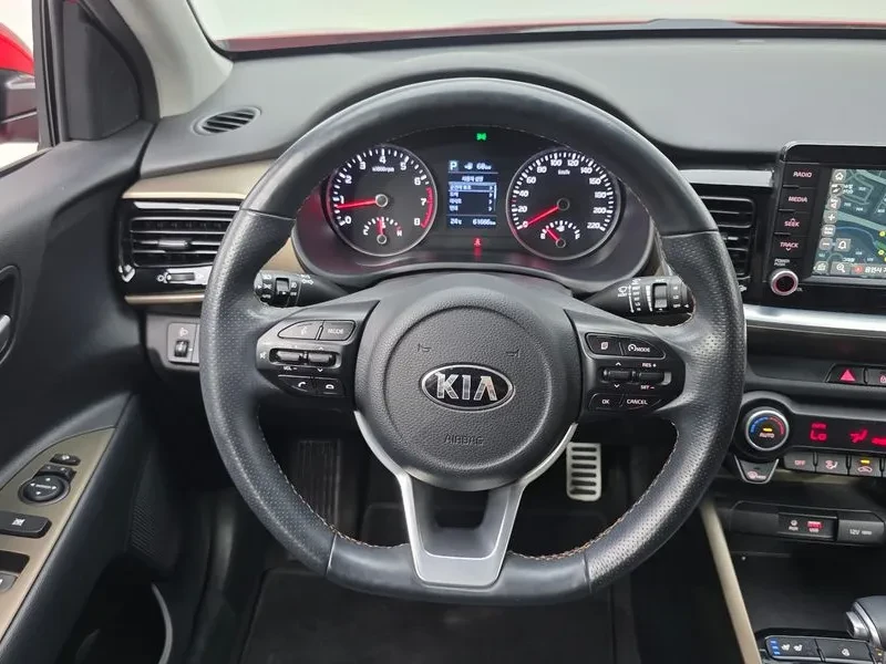 Kia Stonic 1.4 PRESTIGE, снимка 14 - Автомобили и джипове - 55349988