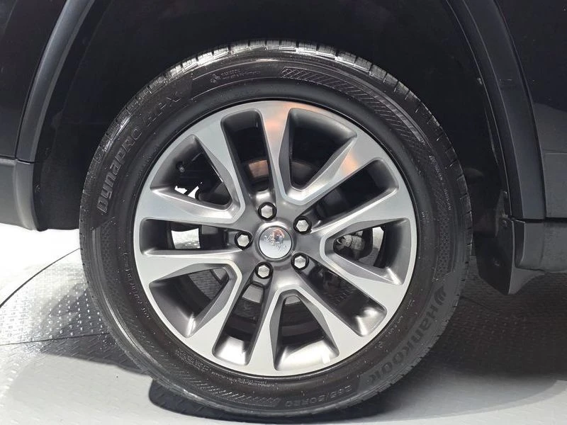 Jeep Cherokee 3.6 Limited| 295к.с.| ВКЛ.ТЕХНОТЕСТ, снимка 5 - Автомобили и джипове - 55616555
