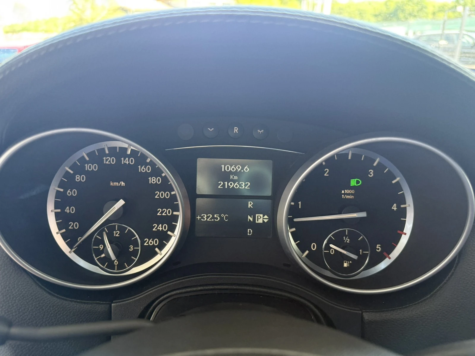 Mercedes-Benz GL 350 CDI  - изображение 9