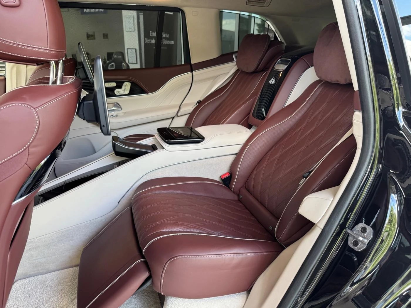 Mercedes-Benz GLS 600 MAYBACH 4-MATIC FIRST-CLASS E-ACTIVE BODY CONTROL | Mobile.bg   14